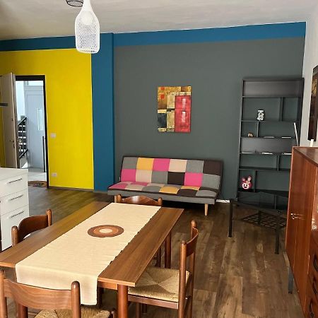Appartamento Mela Ad Alba, Cuore Delle Langhe Екстериор снимка