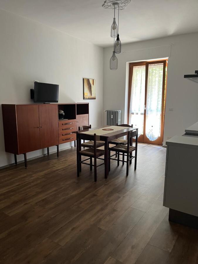 Appartamento Mela Ad Alba, Cuore Delle Langhe Екстериор снимка